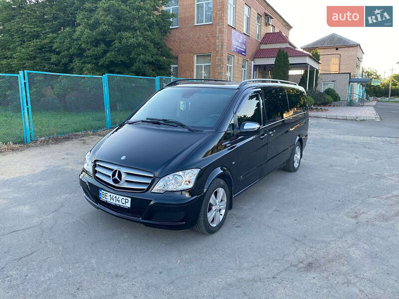 Мінівен Mercedes-Benz Viano 2012 в 