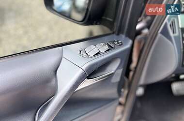 Минивэн Mercedes-Benz Viano 2012 в 