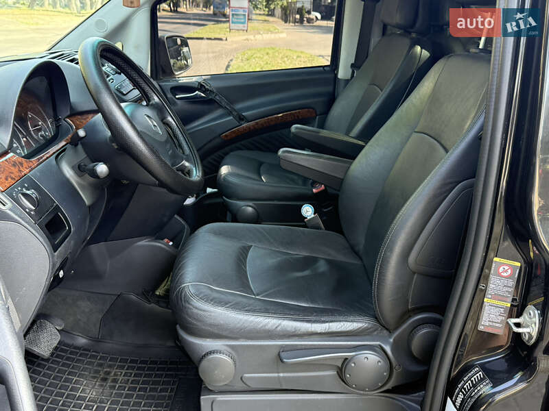 Мінівен Mercedes-Benz Viano 2010 в Одесі