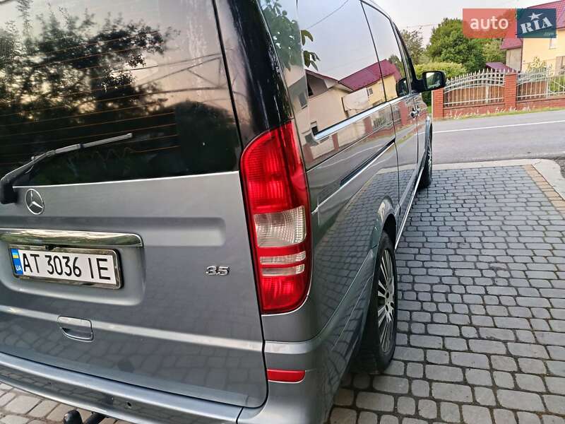 Минивэн Mercedes-Benz Viano 2012 в Косове