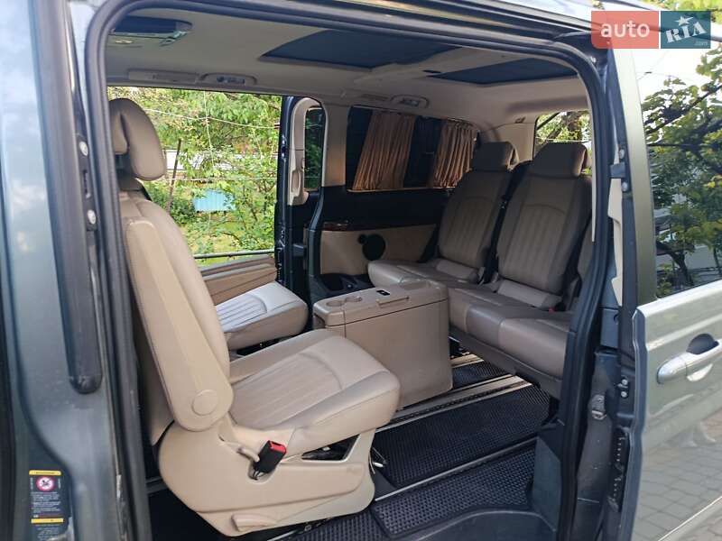 Минивэн Mercedes-Benz Viano 2012 в Косове