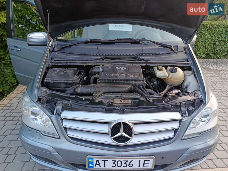Минивэн Mercedes-Benz Viano 2012 в Косове