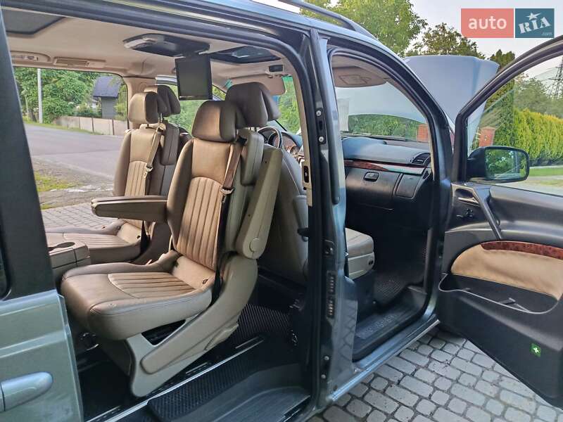 Минивэн Mercedes-Benz Viano 2012 в Косове