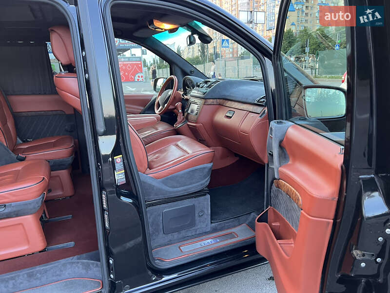 Мінівен Mercedes-Benz Viano 2011 в Києві фото 7 Мінівен Mercedes-Benz Viano 2011 в Києві
