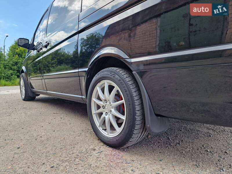 Мінівен Mercedes-Benz Viano 2010 в Рівному