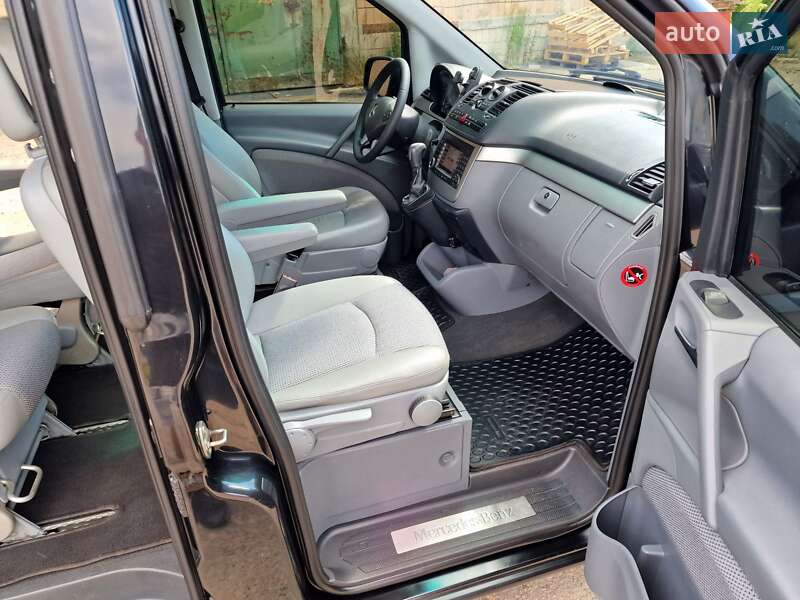 Мінівен Mercedes-Benz Viano 2010 в Рівному