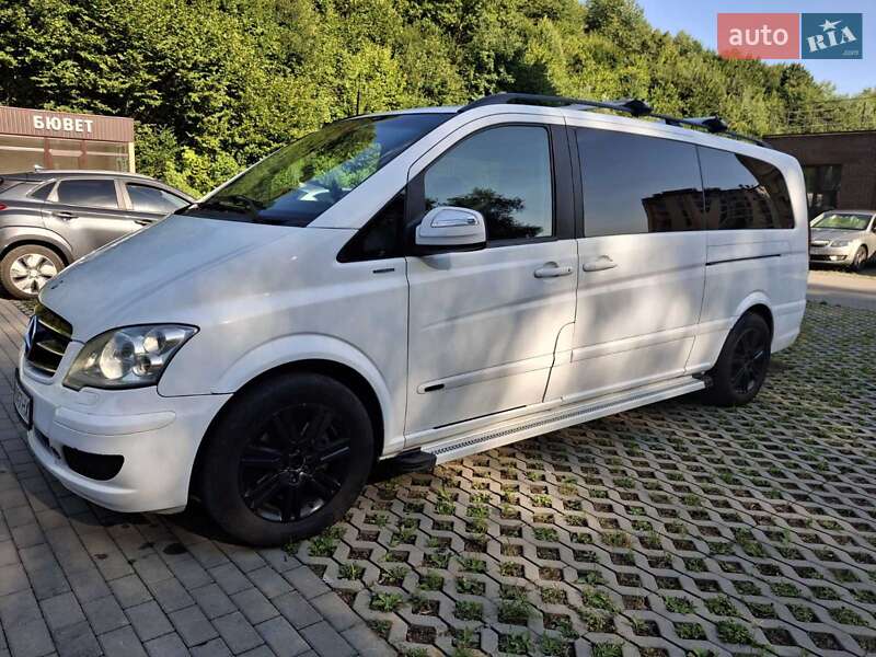 Мінівен Mercedes-Benz Viano 2011 в Сваляві