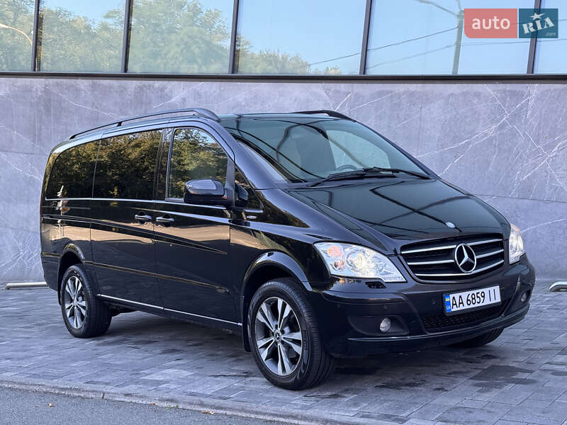 Mercedes-Benz Viano 2011
