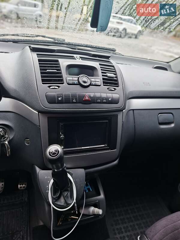 Минивэн Mercedes-Benz Viano 2011 в Черновцах фото 17 Минивэн Mercedes-Benz Viano 2011 в Черновцах