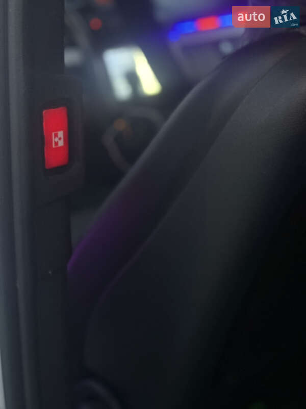 Мінівен Mercedes-Benz Viano 2014 в Львові фото 23 Мінівен Mercedes-Benz Viano 2014 в Львові