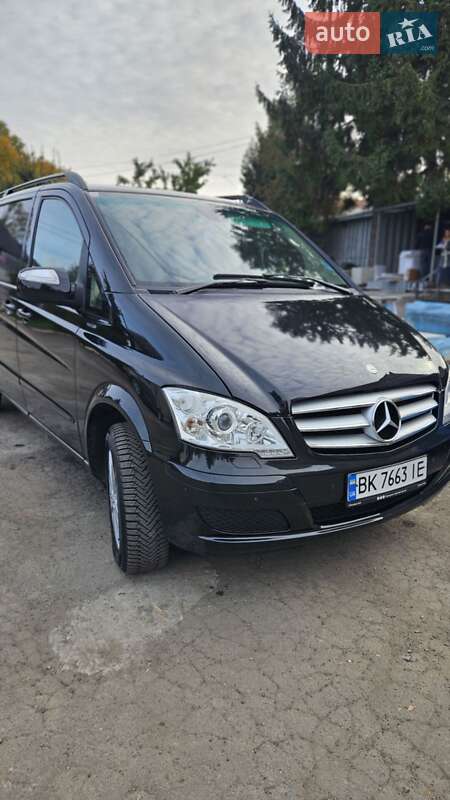 Mercedes-Benz Viano 2012