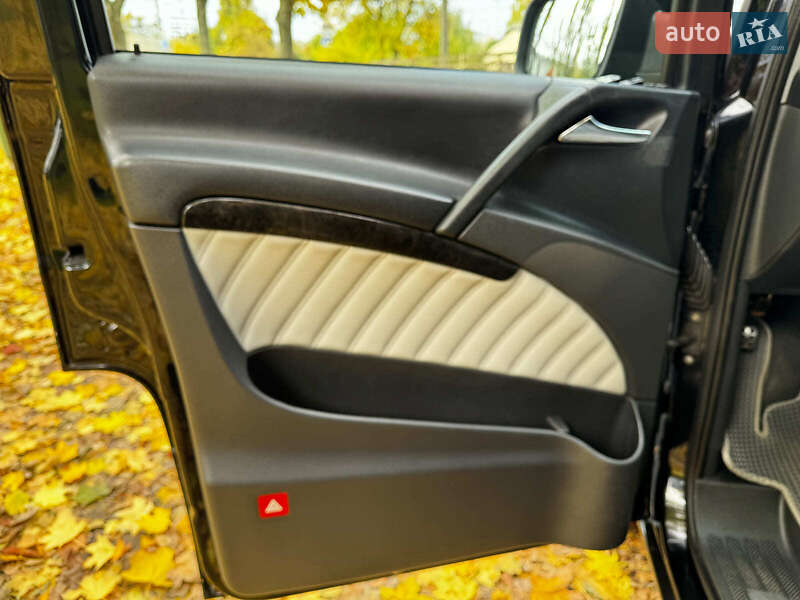 Минивэн Mercedes-Benz Viano 2012 в Киеве фото 12 Минивэн Mercedes-Benz Viano 2012 в Киеве