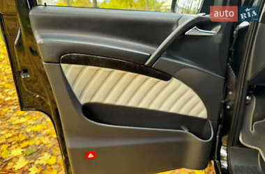 Минивэн Mercedes-Benz Viano 2012 в 