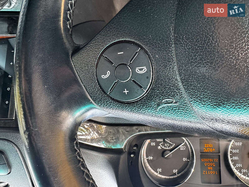 Минивэн Mercedes-Benz Viano 2012 в Киеве фото 17 Минивэн Mercedes-Benz Viano 2012 в Киеве