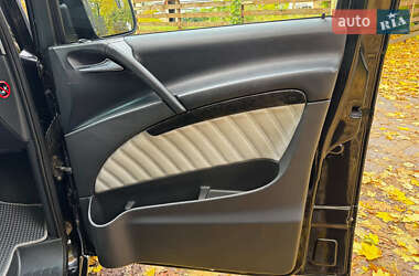 Минивэн Mercedes-Benz Viano 2012 в 