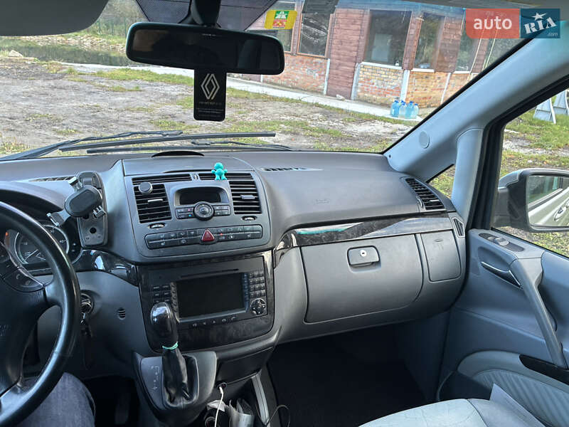 Минивэн Mercedes-Benz Viano 2010 в Львове