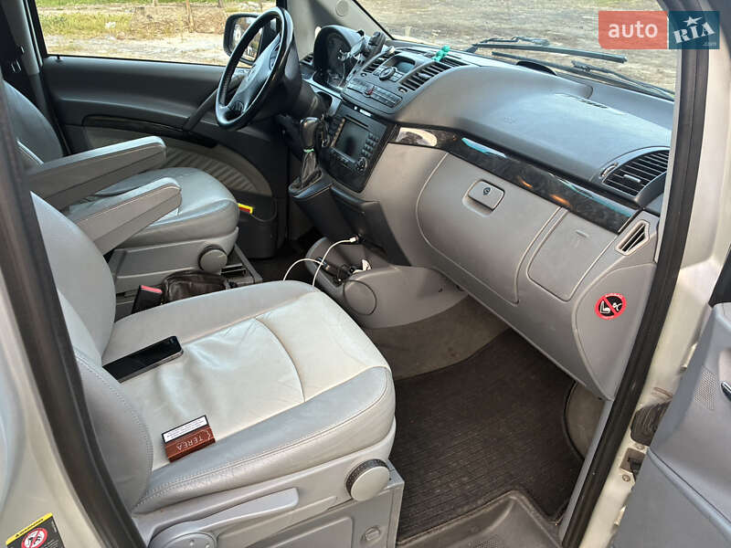 Минивэн Mercedes-Benz Viano 2010 в Львове