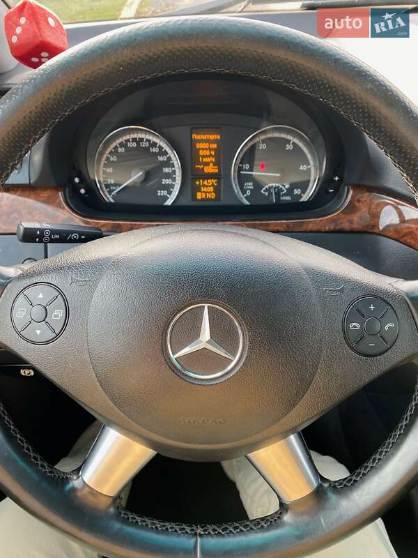Минивэн Mercedes-Benz Viano 2012 в Хмельницком