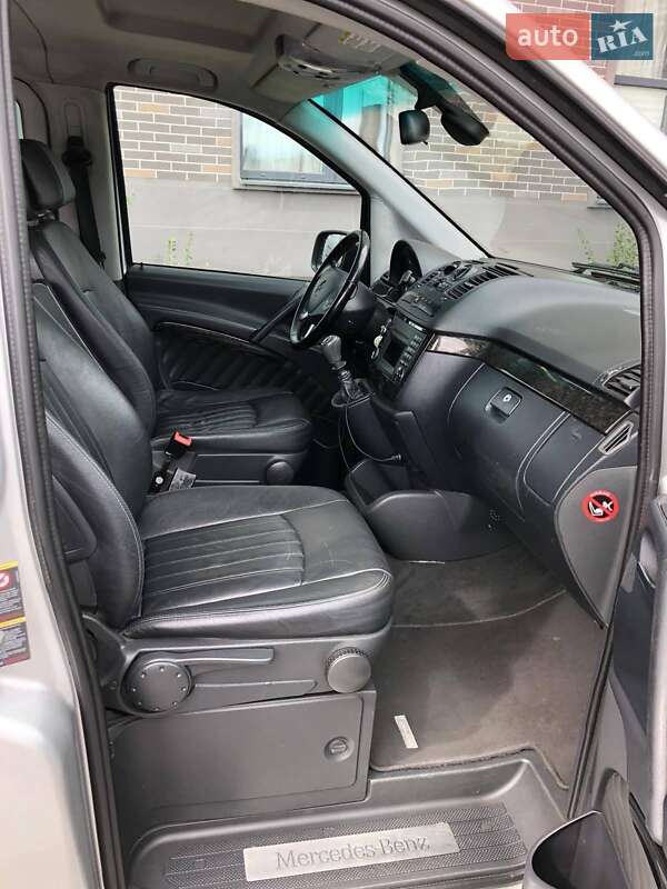 Минивэн Mercedes-Benz Viano 2011 в Львове