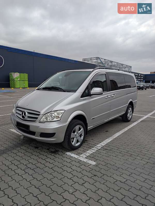 Mercedes-Benz Viano 2012