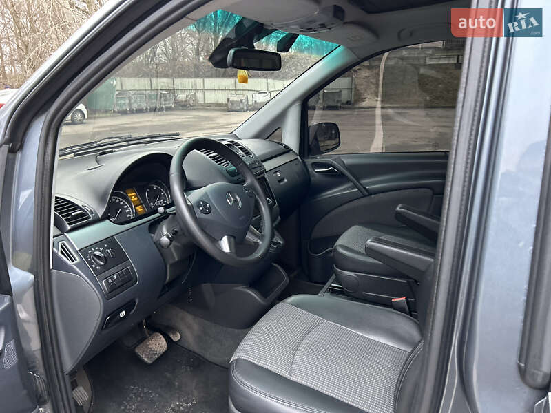 Минивэн Mercedes-Benz Viano 2012 в Сумах