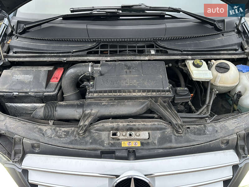 Минивэн Mercedes-Benz Viano 2012 в Сумах