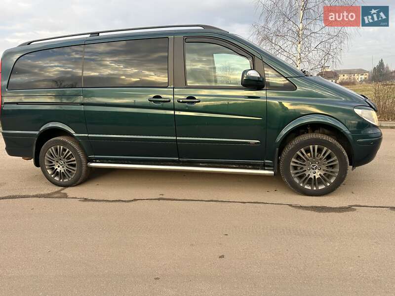 Мінівен Mercedes-Benz Viano 2009 в Долині