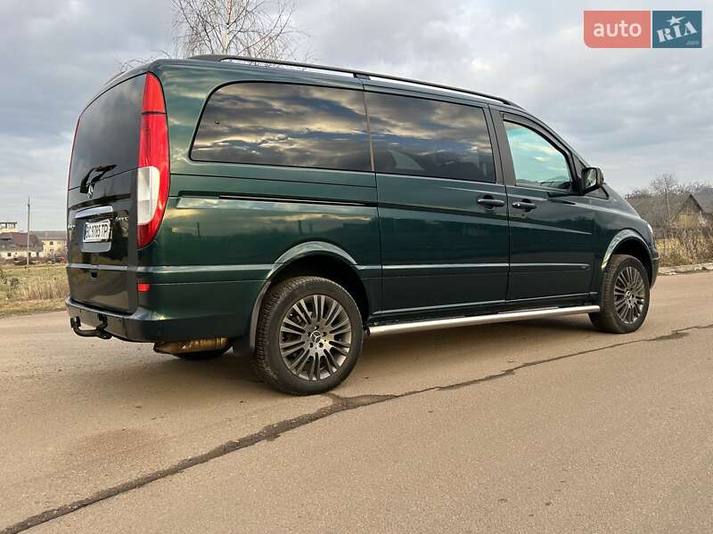 Мінівен Mercedes-Benz Viano 2009 в Долині