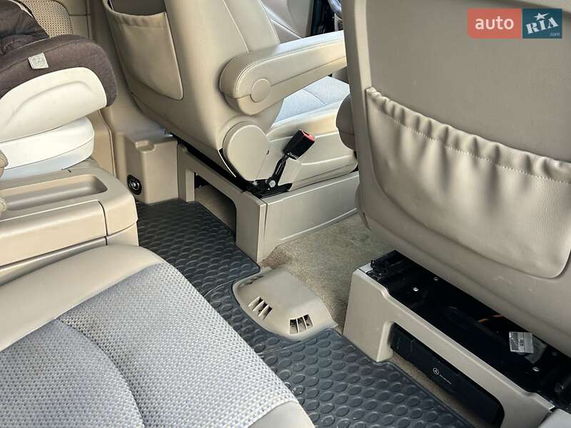 Мінівен Mercedes-Benz Viano 2009 в Долині