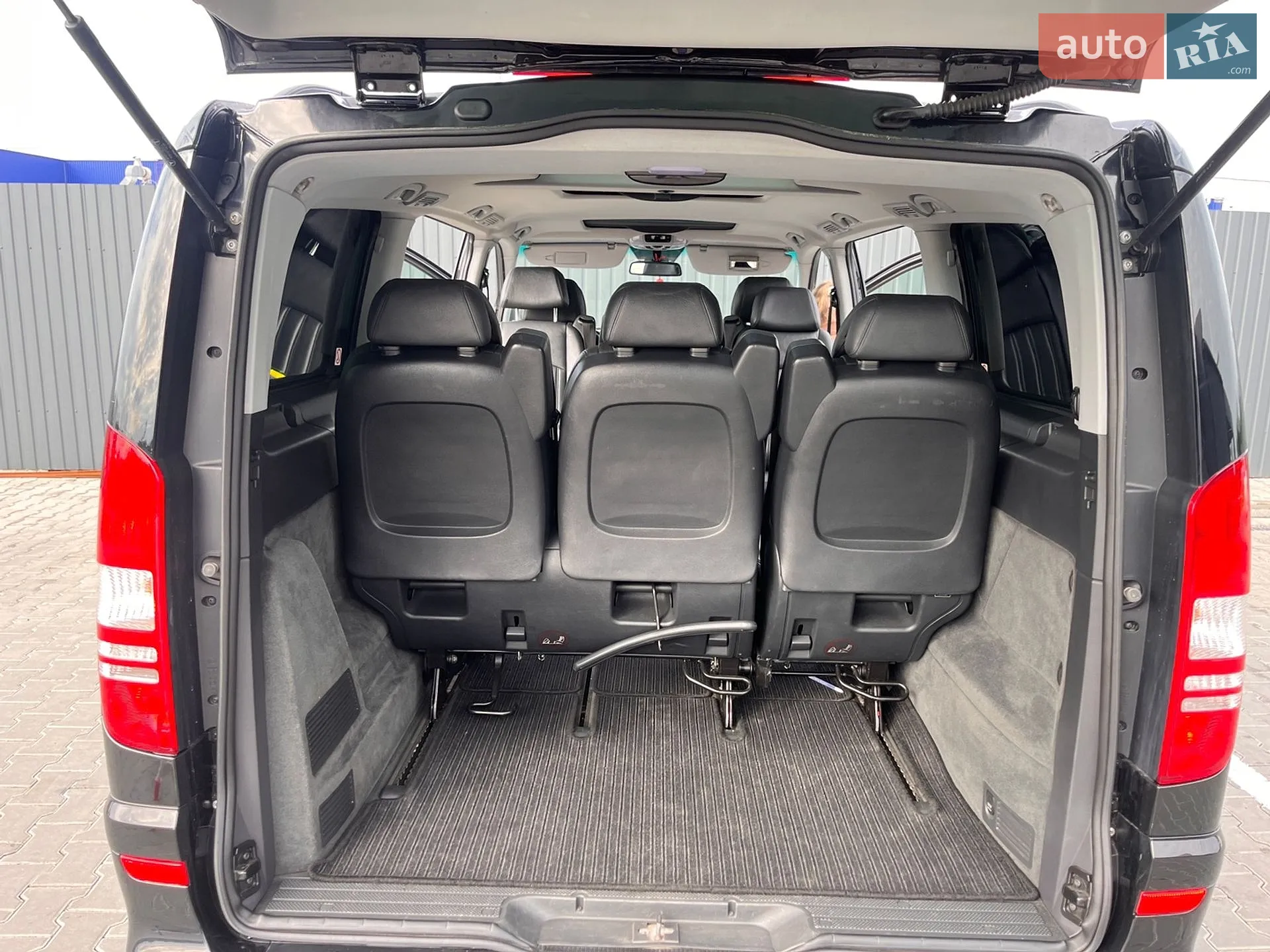 2013 Mercedes-Benz Viano - мініатюра 26