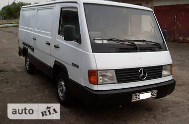 Грузопассажирский фургон Mercedes-Benz Vito 1994 в Червонограде