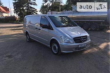 Грузопассажирский фургон Mercedes-Benz Vito 2012 в Староконстантинове