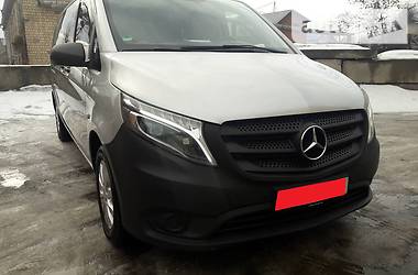 Грузопассажирский фургон Mercedes-Benz Vito 2015 в Черновцах