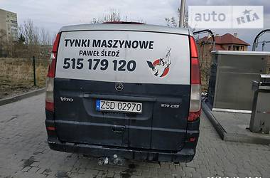 Грузопассажирский фургон Mercedes-Benz Vito 2004 в Дрогобыче