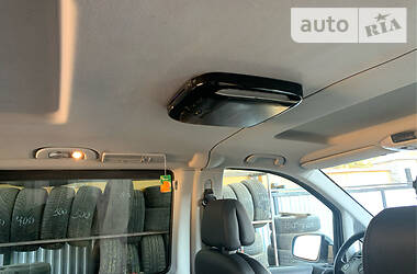 Мінівен Mercedes-Benz Vito 2012 в 