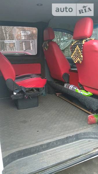 Вантажопасажирський фургон Mercedes-Benz Vito 2007 в Умані