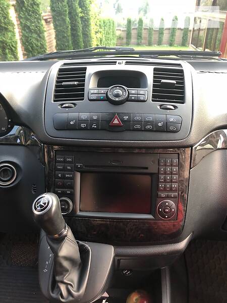 Минивэн Mercedes-Benz Vito 2013 в Черновцах