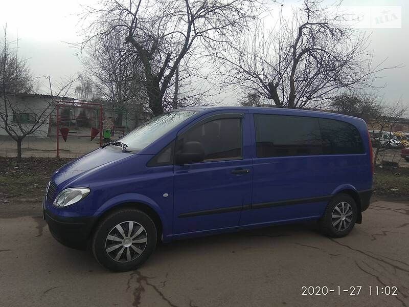 Вантажопасажирський фургон Mercedes-Benz Vito 2005 в Одесі