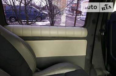 Вантажопасажирський фургон Mercedes-Benz Vito 2006 в Сумах