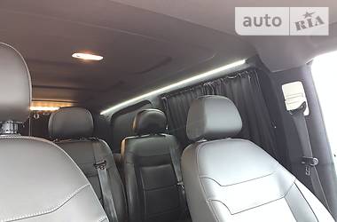 Вантажопасажирський фургон Mercedes-Benz Vito 2016 в 
