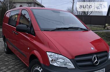 Грузопассажирский фургон Mercedes-Benz Vito 2011 в Черновцах