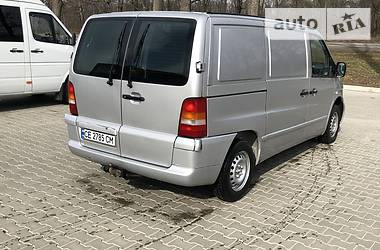 Вантажопасажирський фургон Mercedes-Benz Vito 2005 в 