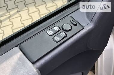 Вантажопасажирський фургон Mercedes-Benz Vito 2005 в 