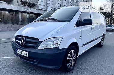 Вантажопасажирський фургон Mercedes-Benz Vito 2013 в 