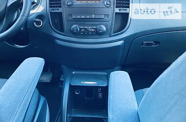 Мінівен Mercedes-Benz Vito 2015 в 