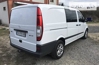 Вантажопасажирський фургон Mercedes-Benz Vito 2011 в 
