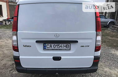 Вантажопасажирський фургон Mercedes-Benz Vito 2011 в 
