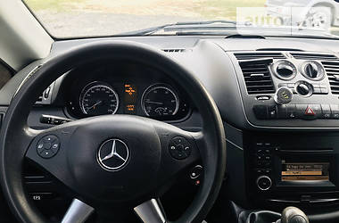 Вантажопасажирський фургон Mercedes-Benz Vito 2011 в 