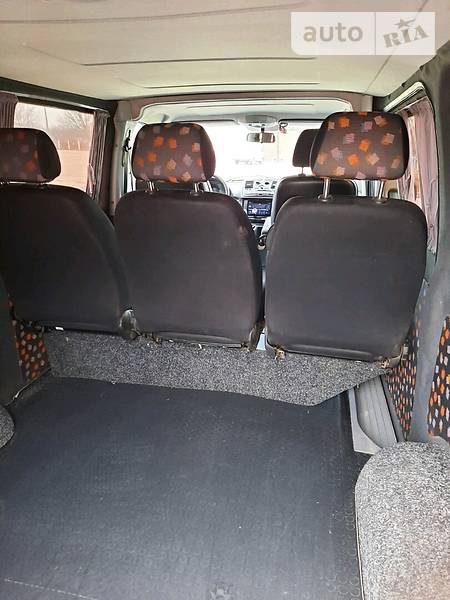 Вантажопасажирський фургон Mercedes-Benz Vito 2006 в Ладижині