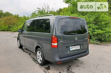 Грузопассажирский фургон Mercedes-Benz Vito 2015 в Бердичеве